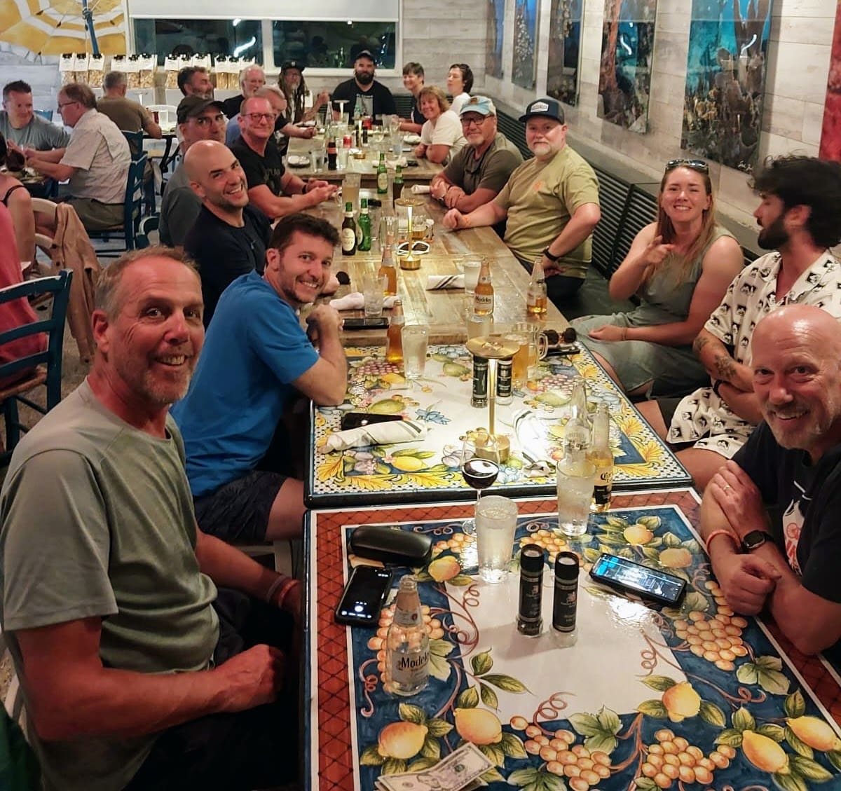 Thanks to an anonymous alumni supporter who treated the team to dinner as they headed into the Keys.